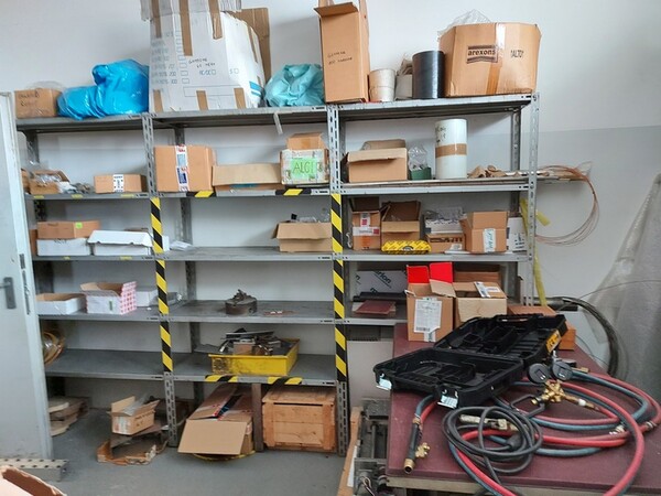 5#5598 Magazzino per costruzione saldatrici al plasma e schede elettroniche in vendita - foto 17