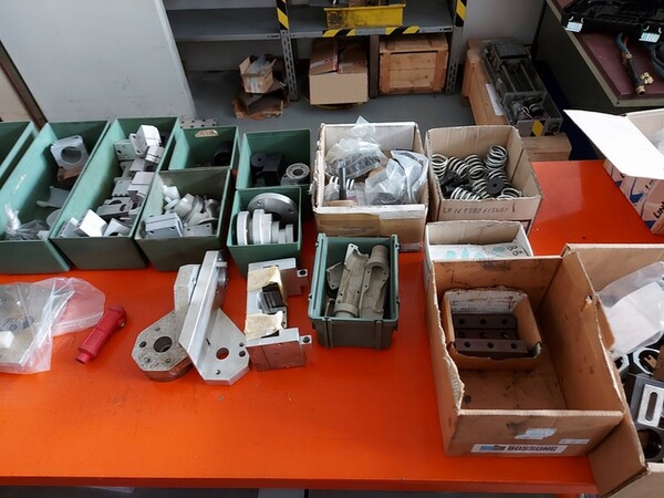 5#5598 Magazzino per costruzione saldatrici al plasma e schede elettroniche in vendita - foto 33