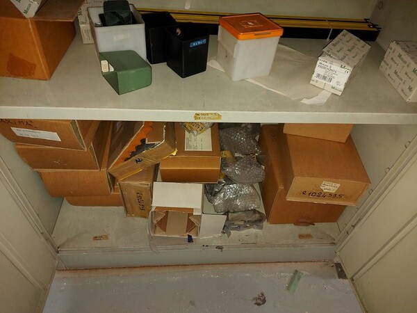 5#5598 Magazzino per costruzione saldatrici al plasma e schede elettroniche in vendita - foto 40