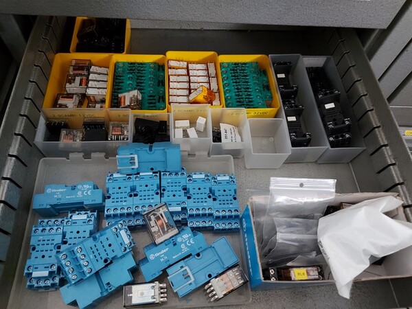 5#5598 Magazzino per costruzione saldatrici al plasma e schede elettroniche in vendita - foto 82