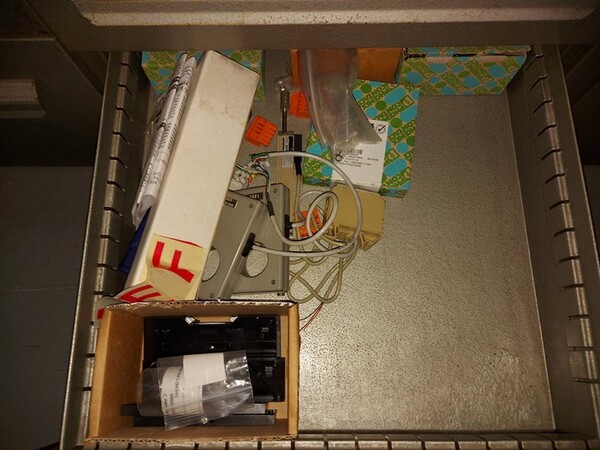 5#5598 Magazzino per costruzione saldatrici al plasma e schede elettroniche in vendita - foto 87
