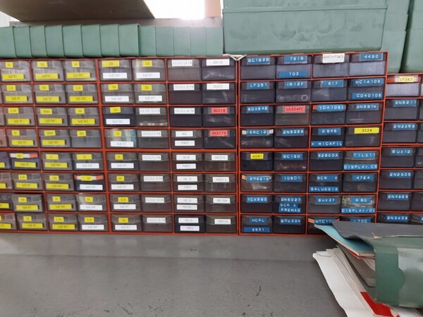 5#5598 Magazzino per costruzione saldatrici al plasma e schede elettroniche in vendita - foto 132