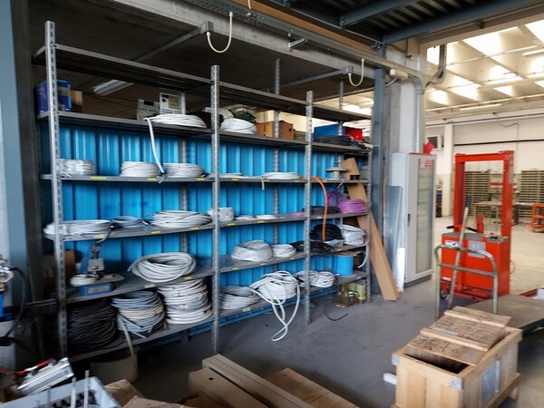 5#5598 Magazzino per costruzione saldatrici al plasma e schede elettroniche in vendita - foto 140