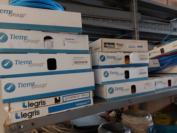 5#5598 Magazzino per costruzione saldatrici al plasma e schede elettroniche in vendita - foto 156
