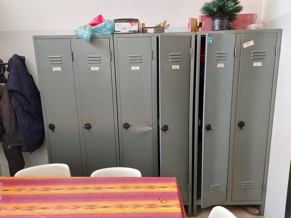 6#5598 Arredi e attrezzature da ufficio in vendita - foto 3
