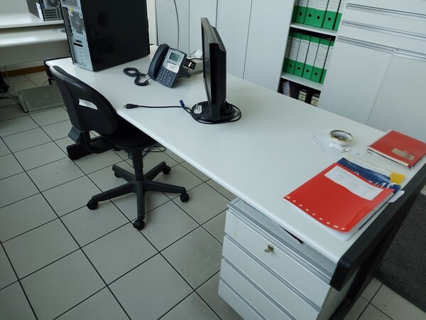 6#5598 Arredi e attrezzature da ufficio in vendita - foto 14