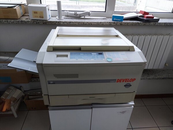 6#5598 Arredi e attrezzature da ufficio in vendita - foto 25