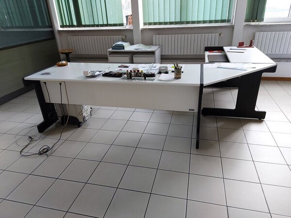 6#5598 Arredi e attrezzature da ufficio in vendita - foto 33