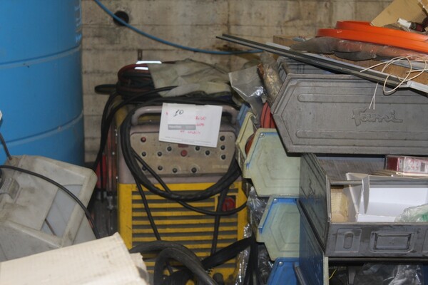 10#5599 Saldatrice Esab e sega a nastro Carif in vendita - foto 3