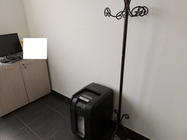 1#5602 Arredi ed attrezzature da ufficio in vendita - foto 7