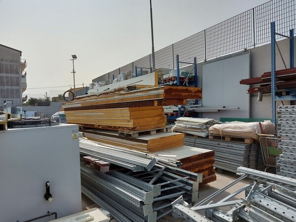 3#5602 Scaffalatura e carrelli in vendita - foto 21