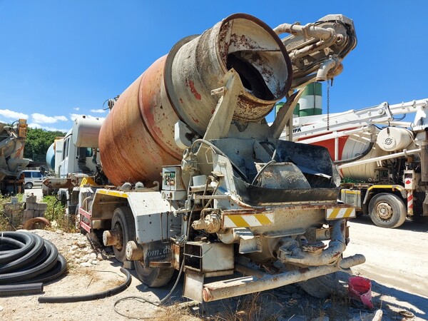 1#5606 Autocarro Astra con betoniera e cabina Astra in vendita - foto 12