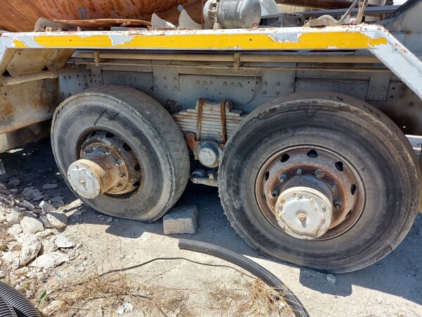 1#5606 Autocarro Astra con betoniera e cabina Astra in vendita - foto 17