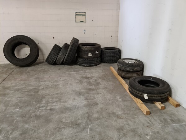1#5607 Macchinari ed attrezzatura per sostituzione pneumatici in vendita - foto 116