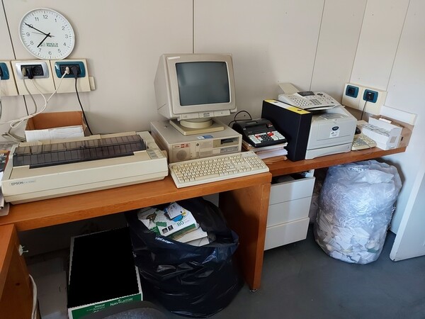 10#5611 Arredi e attrezzature elettroniche da ufficio in vendita - foto 29