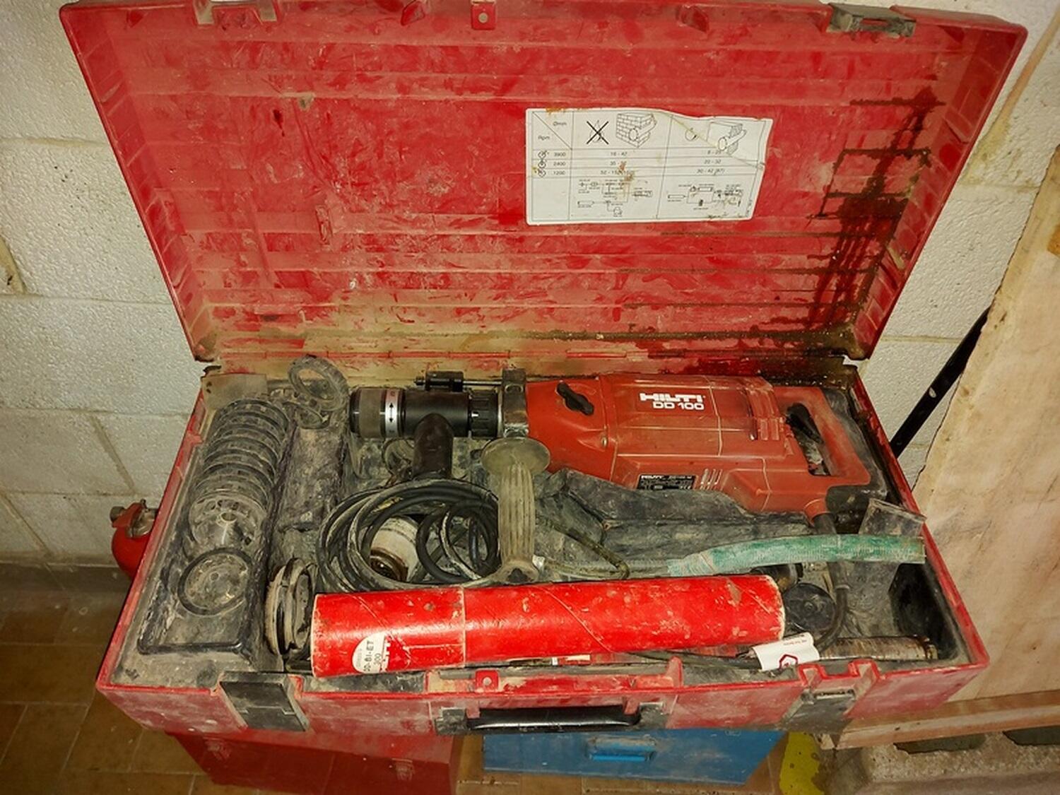 Lot Hilti rotary hammers and breakers