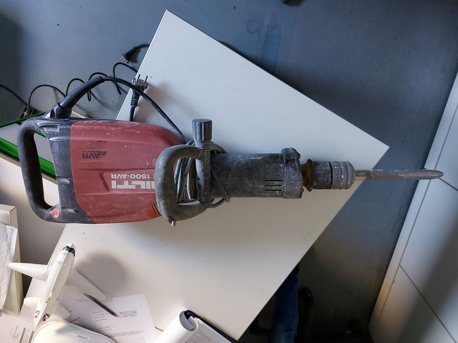 Lot Hilti rotary hammers and breakers