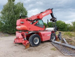 Telescopic handlerManitou - Lot 12 (Auction 5611)