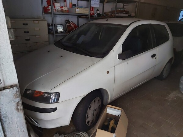 2#5611 Autoveicolo Fiat Punto El in vendita - foto 1