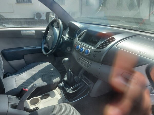 7#5611 Autocarro Mitsubishi L200 in vendita - foto 9