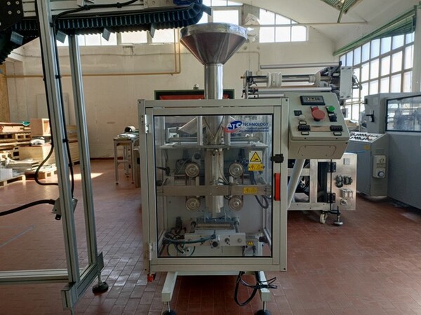 3#5613 Macchina confezionatrice verticale per imballaggio funzionante ATC in vendita - foto 3