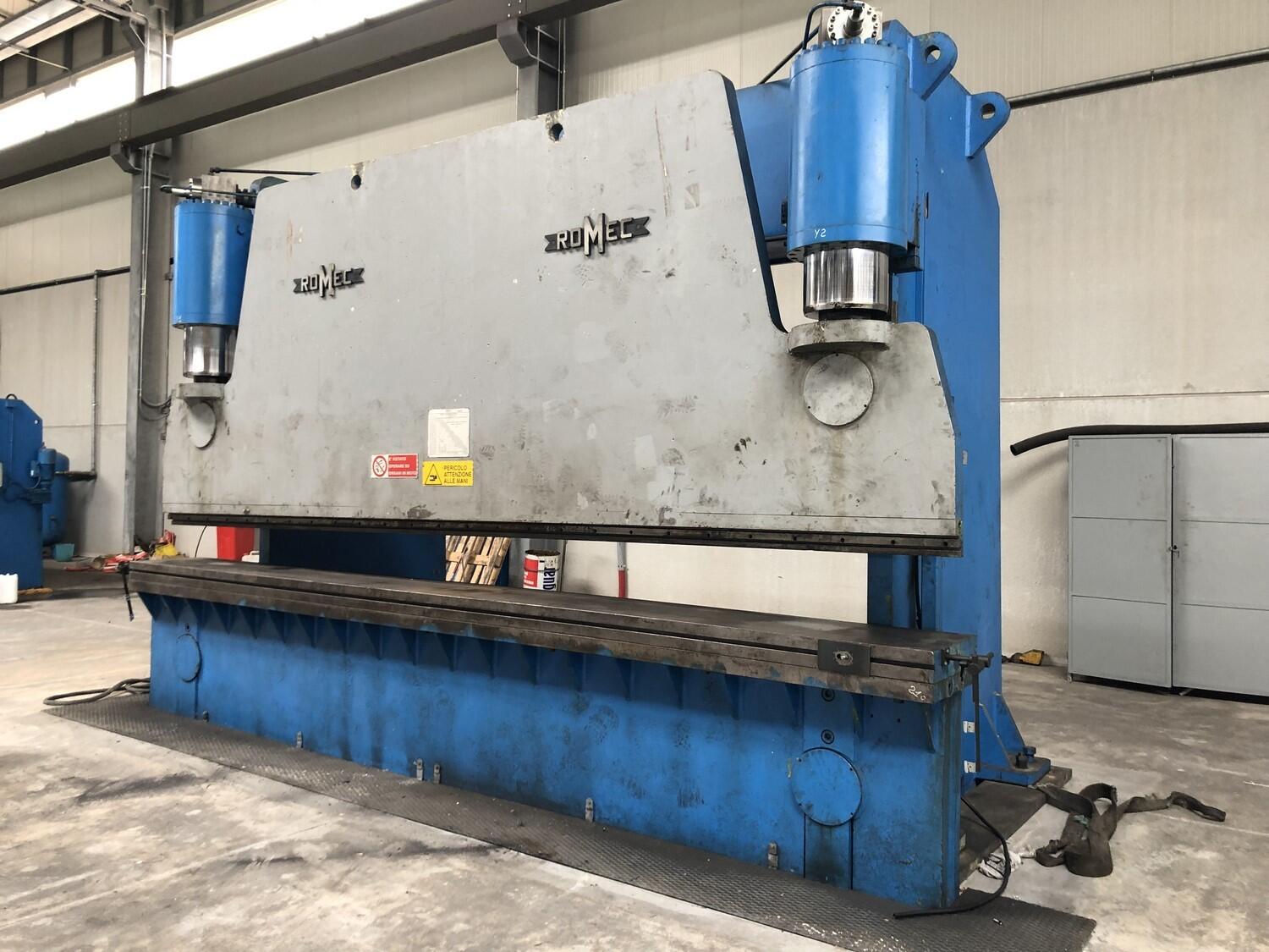 Lot Romec press brake