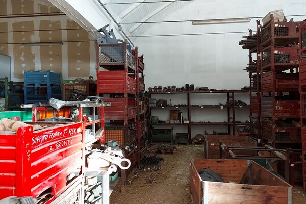 1#5619 Magazzino di materie prime e semilavorati in vendita - foto 2