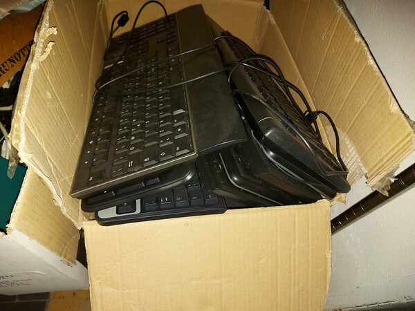 1#5625 Arredi e attrezzature elettroniche da ufficio in vendita - foto 4