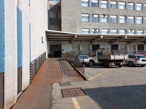 1#5625 Arredi e attrezzature elettroniche da ufficio in vendita - foto 21