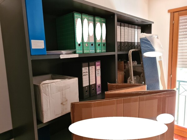 4#5634 Prodotti finiti e arredi ufficio in vendita - foto 17