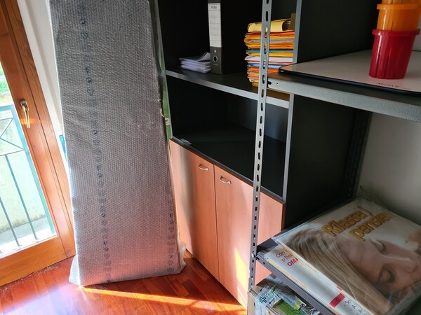 4#5634 Prodotti finiti e arredi ufficio in vendita - foto 18