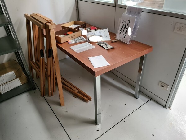 4#5634 Prodotti finiti e arredi ufficio in vendita - foto 32