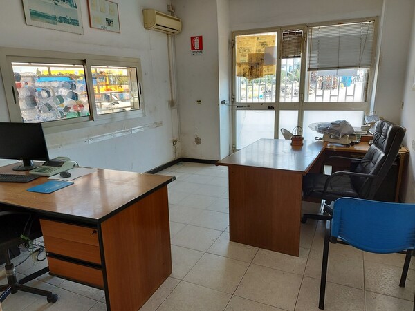 15#5640 Arredi e attrezzature elettroniche ufficio in vendita - foto 2