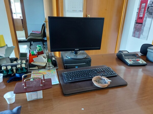 15#5640 Arredi e attrezzature elettroniche ufficio in vendita - foto 29