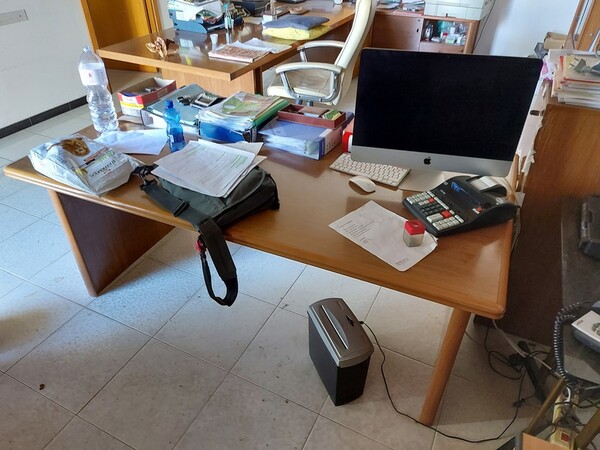 15#5640 Arredi e attrezzature elettroniche ufficio in vendita - foto 56