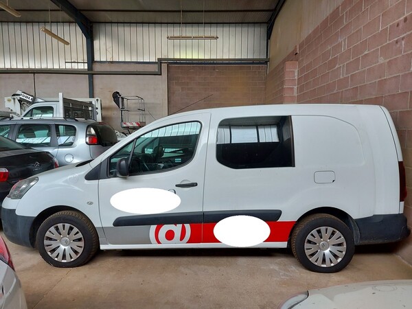 19#5641 Autovettura Citroen Berlingo in vendita - foto 3