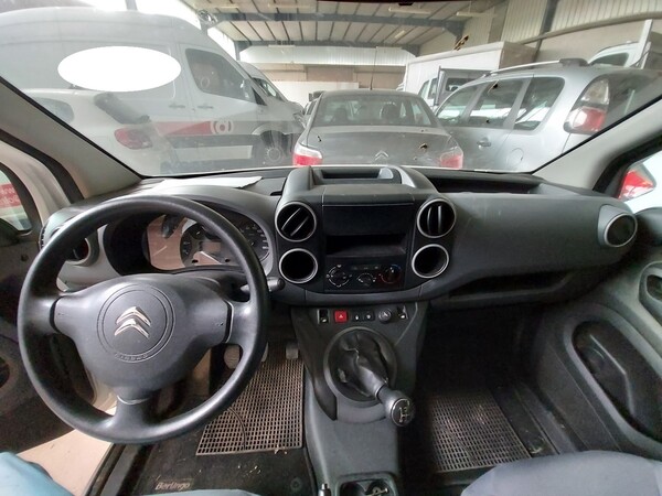19#5641 Autovettura Citroen Berlingo in vendita - foto 11