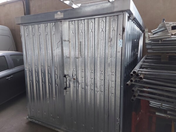 23#5641 Box zincato Rizzotto ed attrezzature Hilti in vendita - foto 15