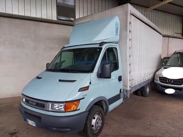 Autocarri in vendita
