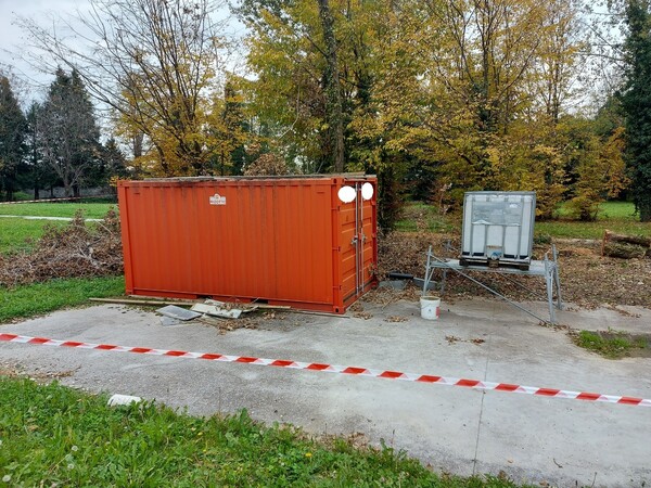 30#5641 Container ed attrezzatura edile in vendita - foto 2