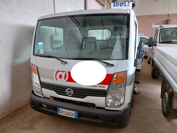 4#5641 Nissan Cabstar con piattaforma aerea Isoli in vendita - foto 1
