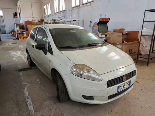 1#5642 Automobile Fiat Punto in vendita - foto 4