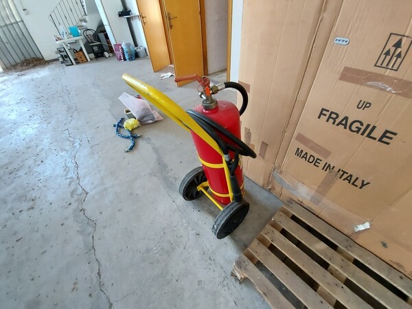 8#5642 Trapano Hitachi e compressore Fini Amico in vendita - foto 11