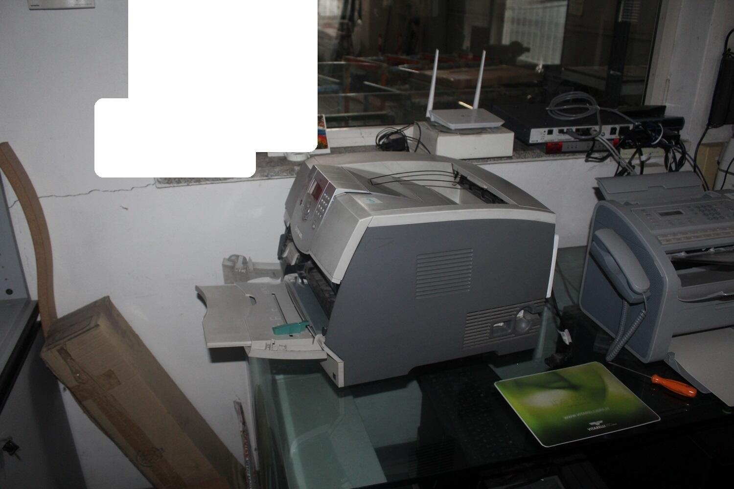 Lot Electronic office equipment