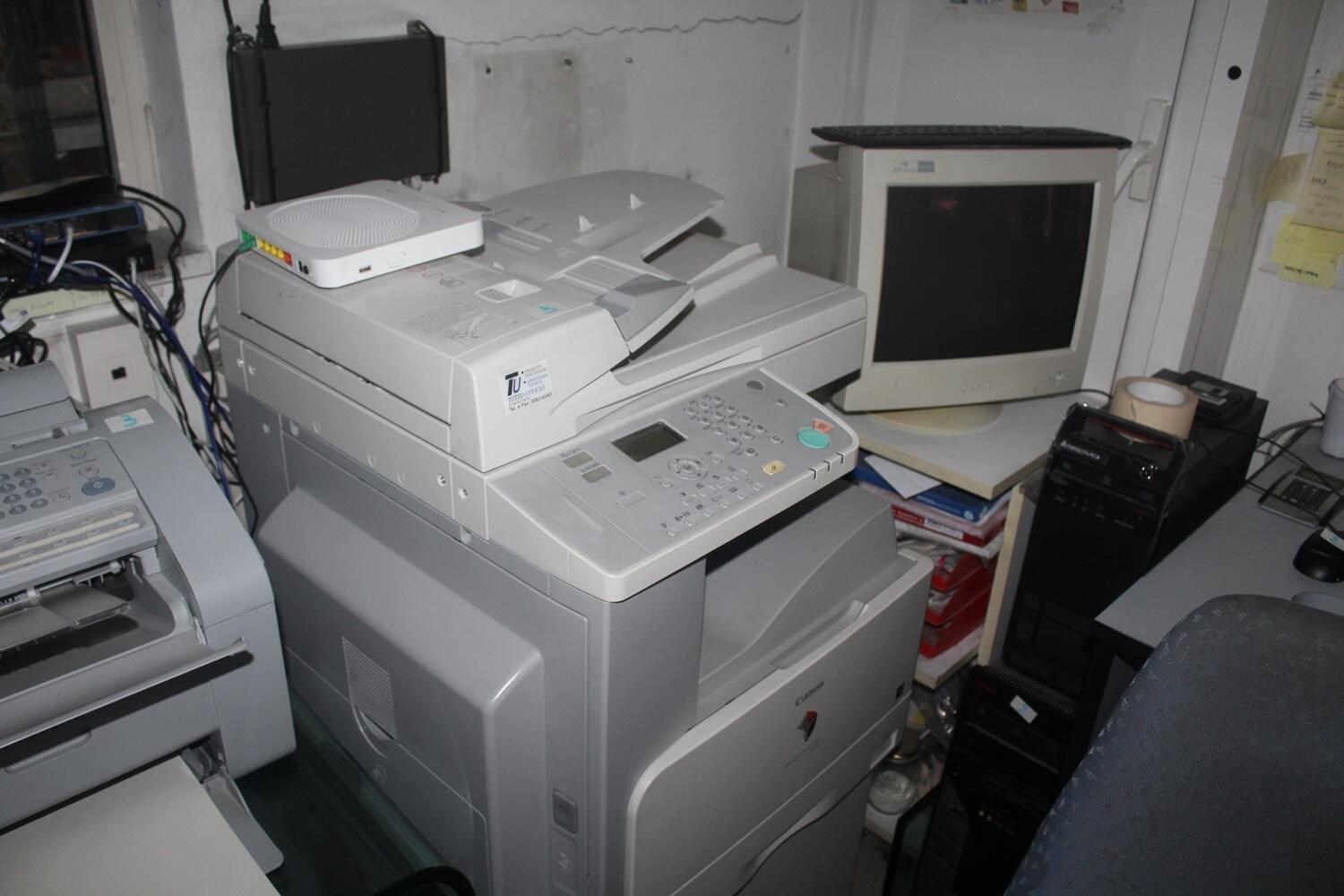 Lot Electronic office equipment
