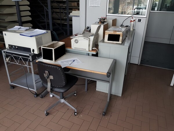13#5645 Arredi e attrezzature elettroniche ufficio in vendita - foto 17