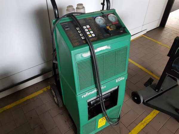 9#5645 Attrezzature autofficina in vendita - foto 4