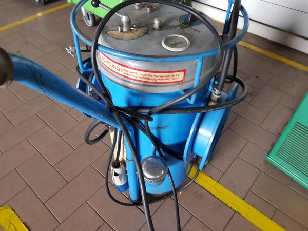 9#5645 Attrezzature autofficina in vendita - foto 5