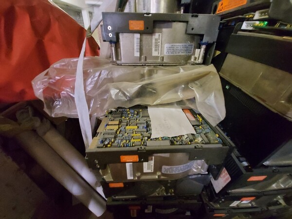 1#5650 Materiale elettrico e componenti elettronici in vendita - foto 76