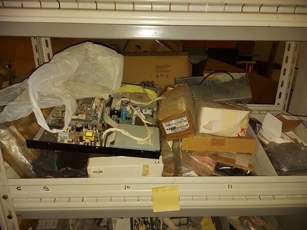 1#5650 Materiale elettrico e componenti elettronici in vendita - foto 90